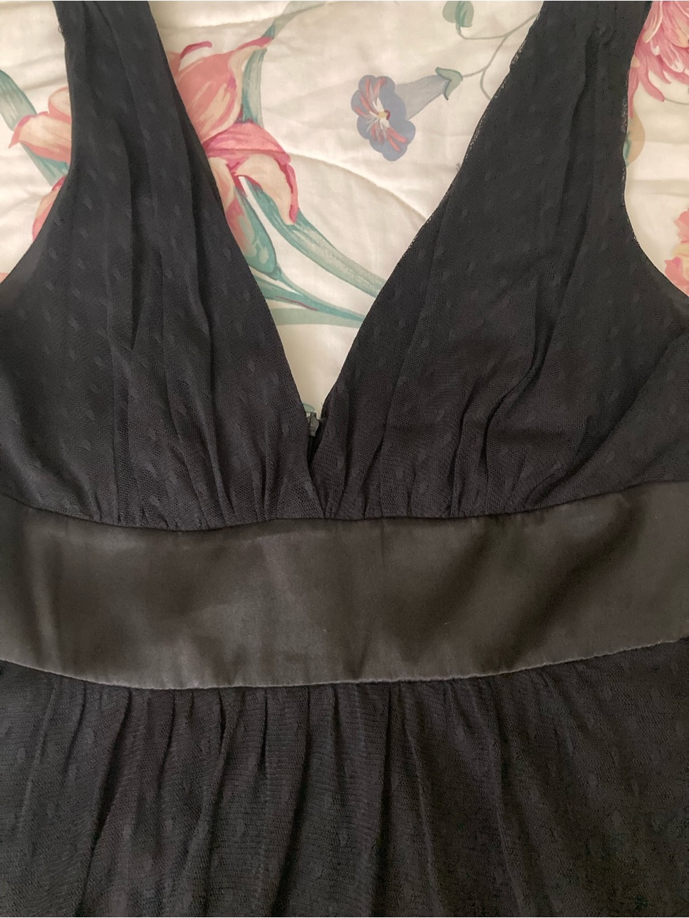 Forever 21 Black V-Neck cocktail dress with Satin Waistband